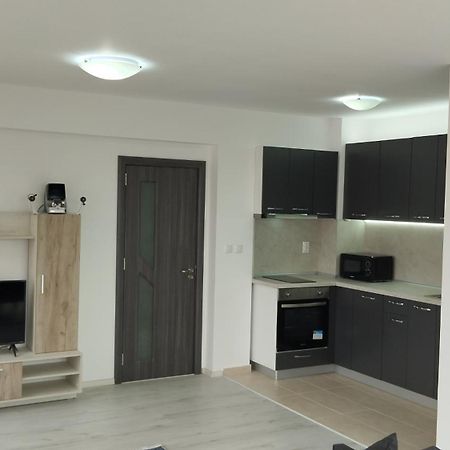 Valemar Apartments Pomorie Ngoại thất bức ảnh
