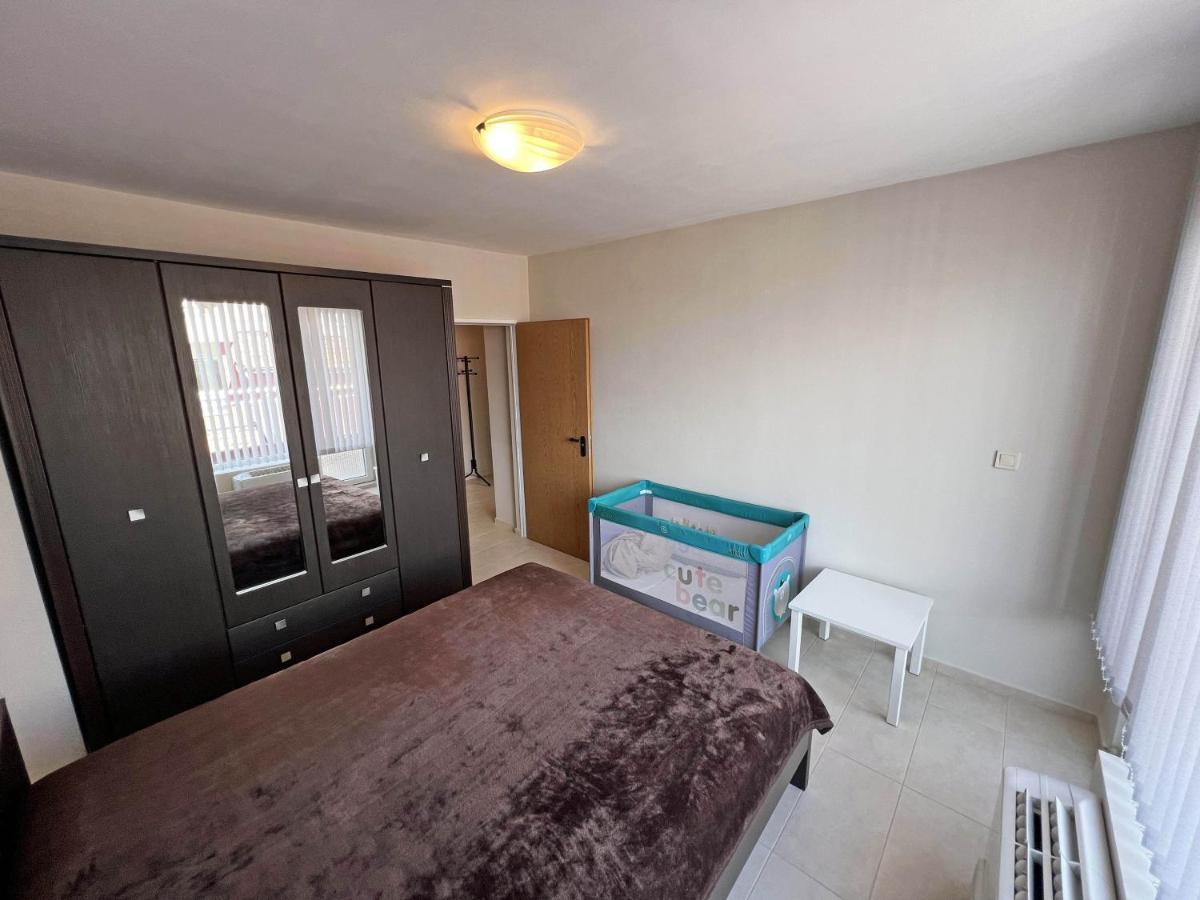Valemar Apartments Pomorie Ngoại thất bức ảnh