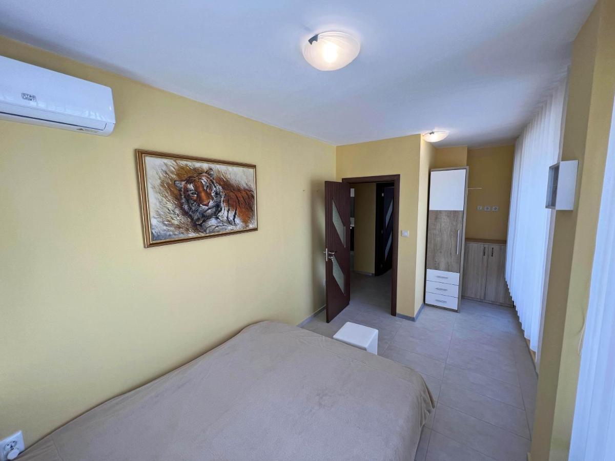 Valemar Apartments Pomorie Ngoại thất bức ảnh
