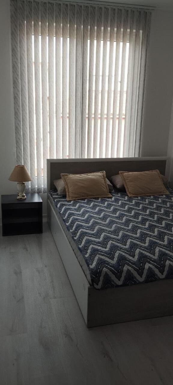 Valemar Apartments Pomorie Ngoại thất bức ảnh
